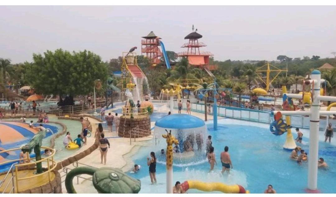 Recanto Dimarco Com Piscina Casa de férias *